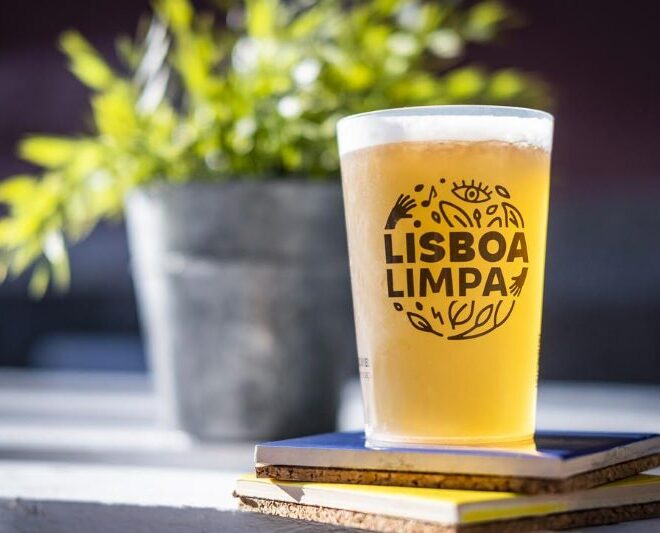 Lisboa Limpa: a associação que quer tirar os copos descartáveis do chão da cidade